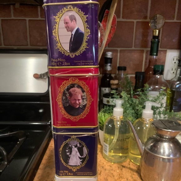 Limited edition! Royal wedding tea tins! 🇬🇧 - Picture 2 of 12